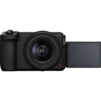Canon EOS R6 V Mirrorless Camera with 20-50mm f/4 Lens