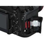 Canon EOS R6 V Mirrorless Camera with 20-50mm f/4 Lens